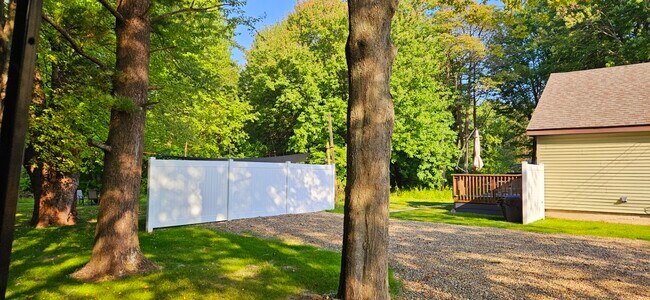 Foto del edificio - W2RBB LLC