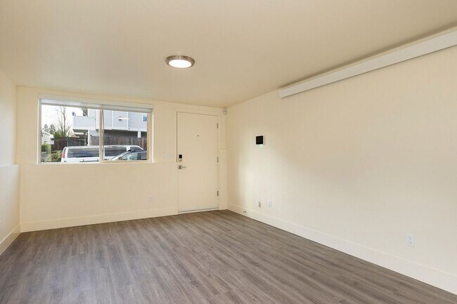 Building Photo - 5810 26th Ave NW