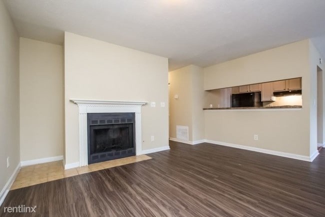 Building Photo - 2 br, 2 bath House - 579 WINDCHASE LN