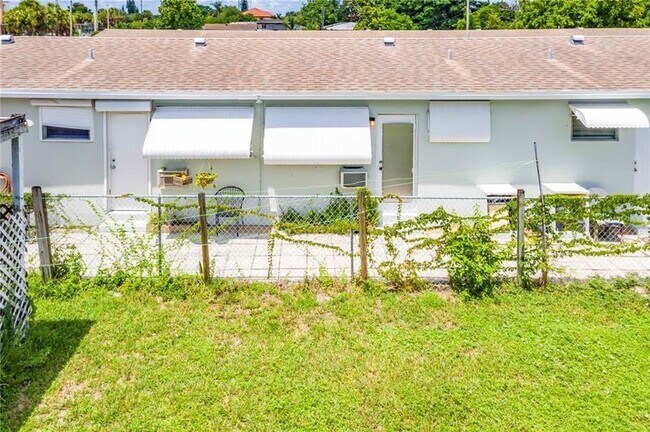 Foto del edificio - 2213 Lincoln St