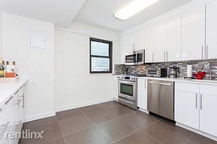 Building Photo - 279 E 44th St