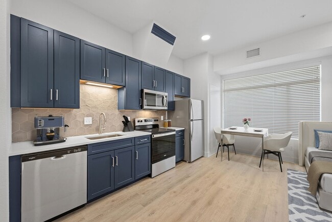 Interior Photo - Poplar Place