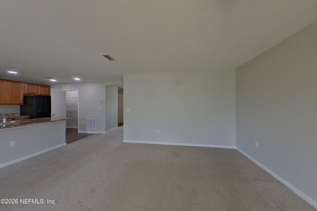 Building Photo - 2210 Pebble Point Dr
