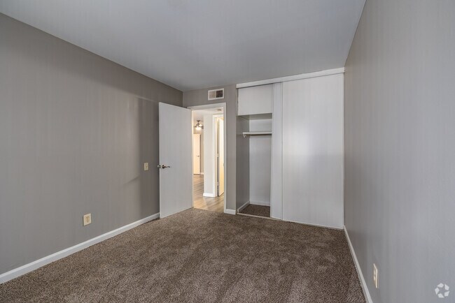 1BD, 1BA - Bedroom - The Magnolia Apartment Homes