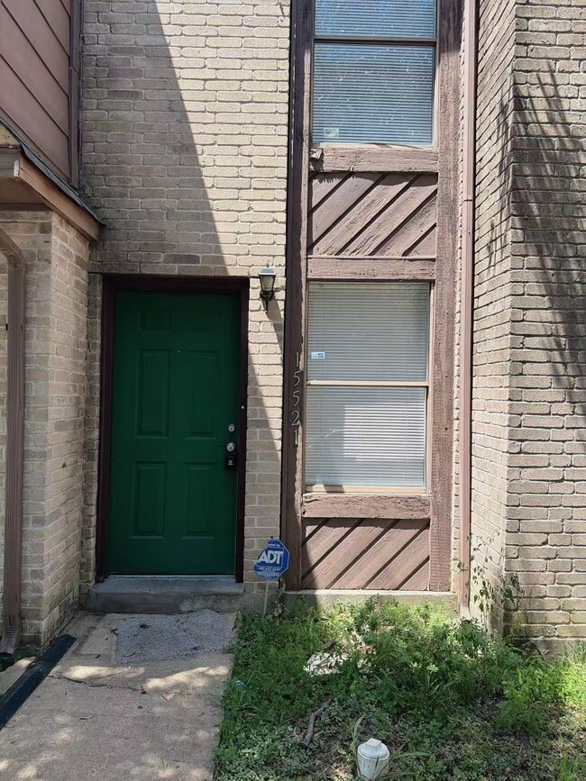 Building Photo - 15521 Weldon Dr