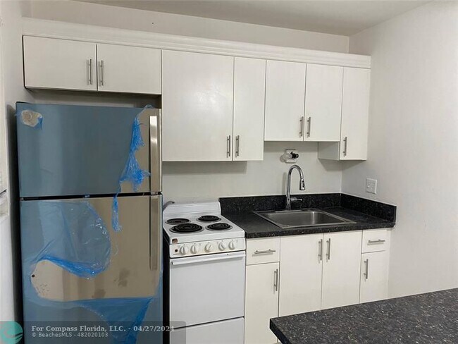 Foto del edificio - 316 SW 15th St