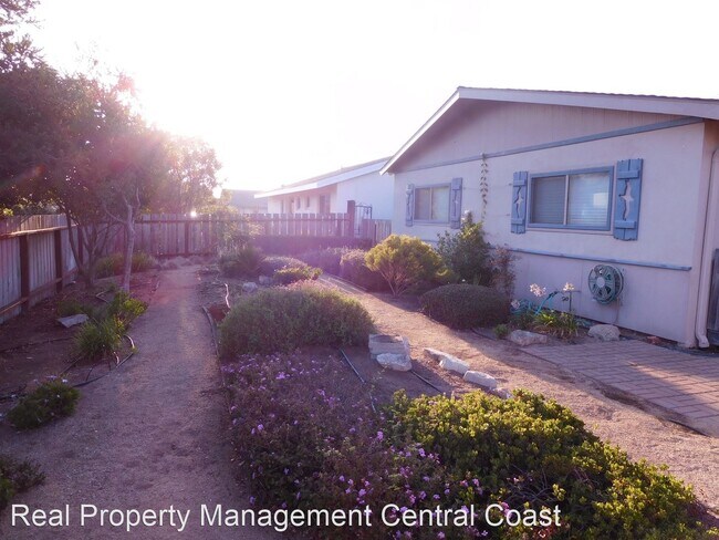 Foto del edificio - 3 br, 2 bath House - 1064 Bay Oaks Drive