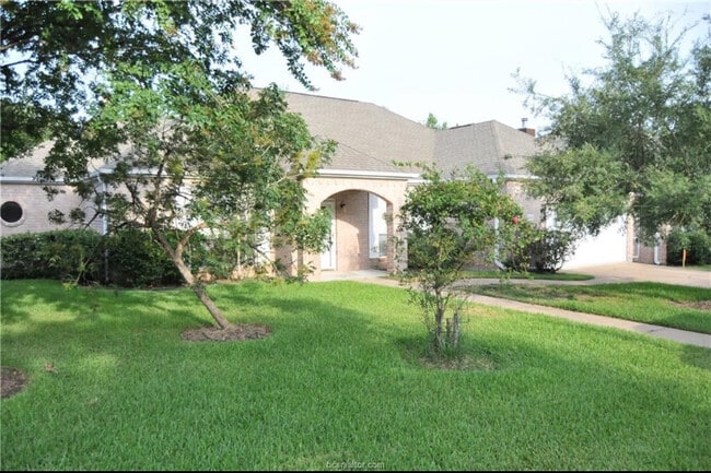 Foto del edificio - 9310 Stonebridge Dr