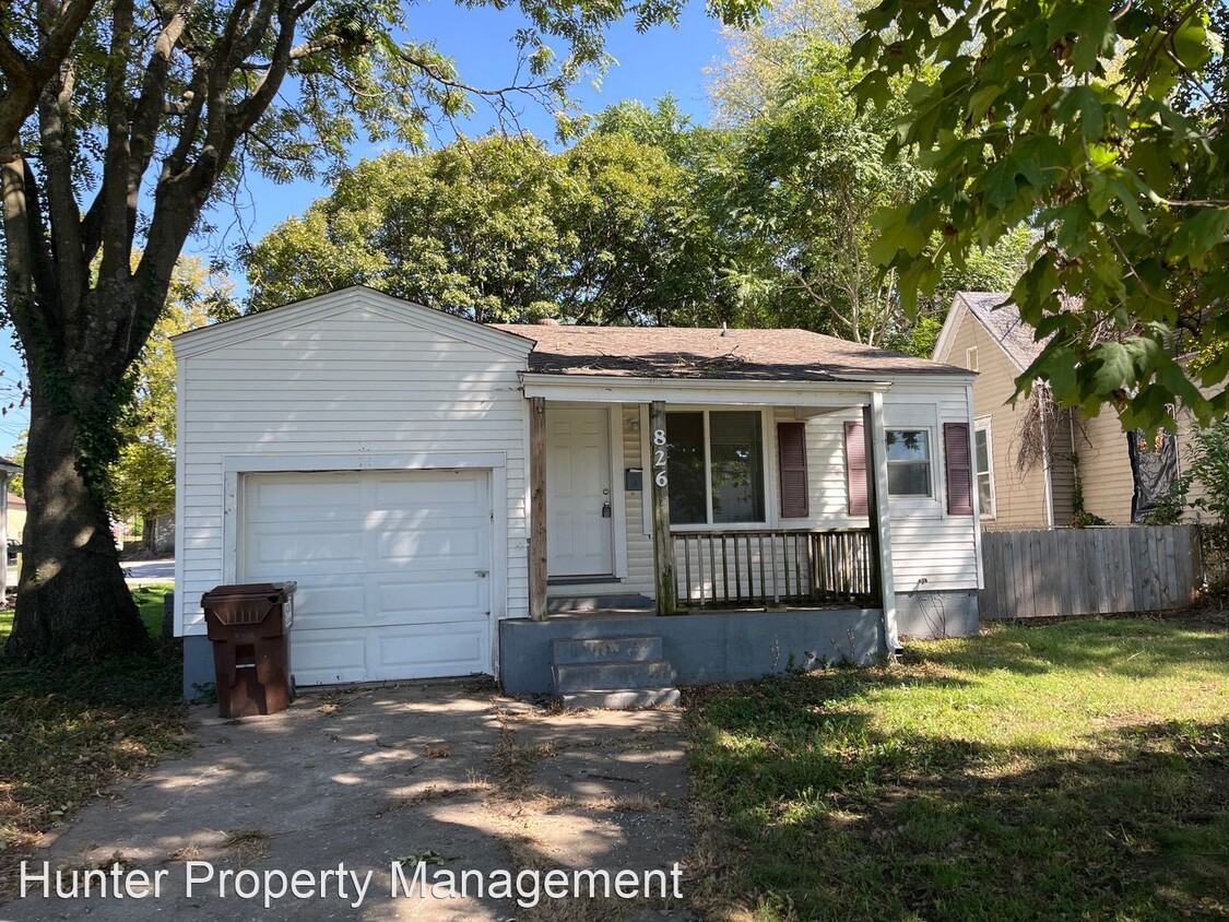 Primary Photo - 3 br, 1 bath House - 826 N National Ave