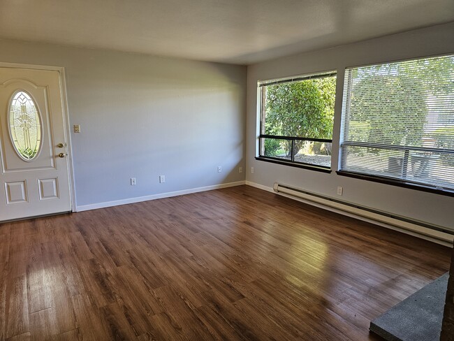 Living Room - 3419 22nd Ave W