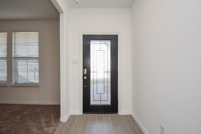 Foto del edificio - 8106 Royal Palm Ct