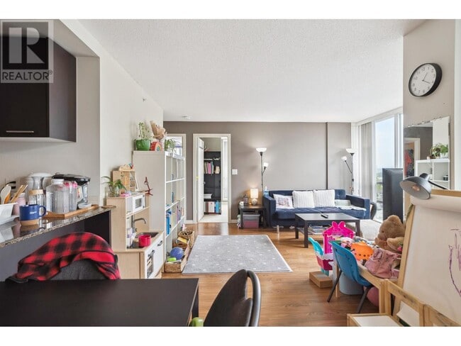Building Photo - 3111-3111 Corvette Way