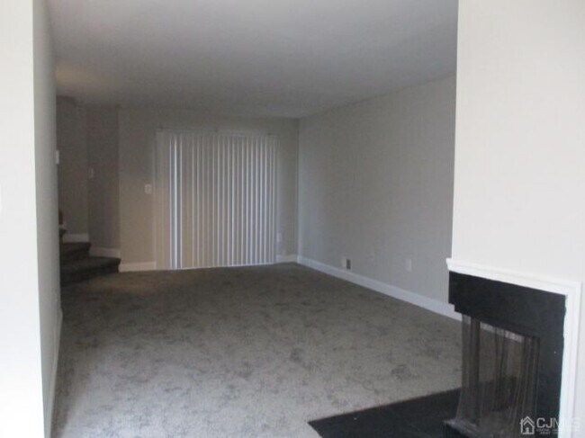 Foto del edificio - 1158 Schmidt Ln