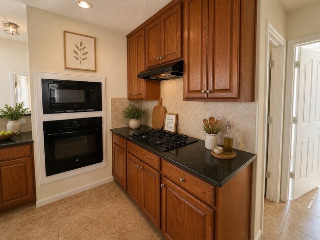 Foto del edificio - 2502 Redrock Rd