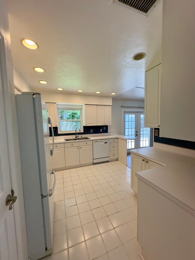 Foto del edificio - 8108 SW 56th Ave