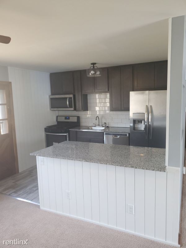 Foto del edificio - 3 br, 1.5 bath House - 1418 Caulks Hill Rd