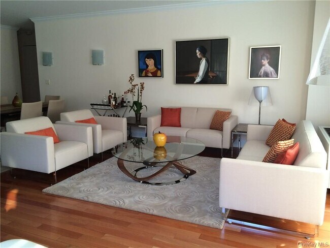 Foto del edificio - 35 N Chatsworth Ave