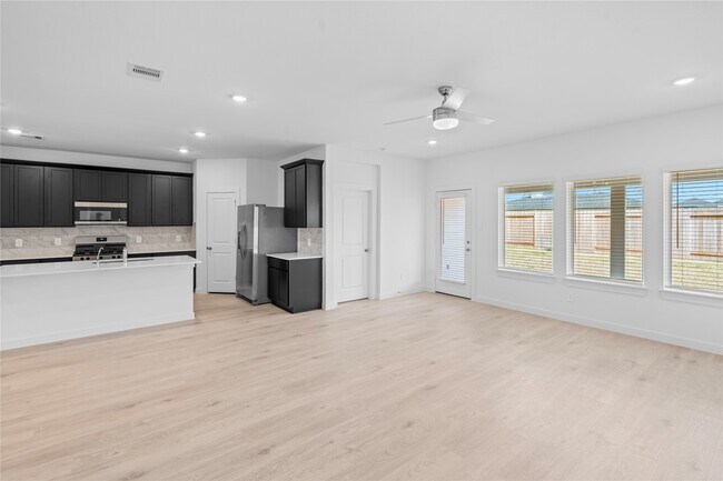 Foto del edificio - 30618 Wicklow Gdns Dr