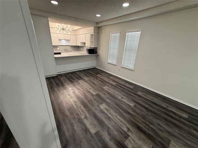 Building Photo - 5887 Westhaven Dr