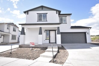 Building Photo - 10220 Spry St