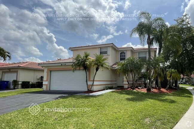 Building Photo - 2565 NW 80th Ave