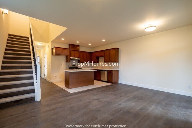 Building Photo - 8554 SE Brooklyn St