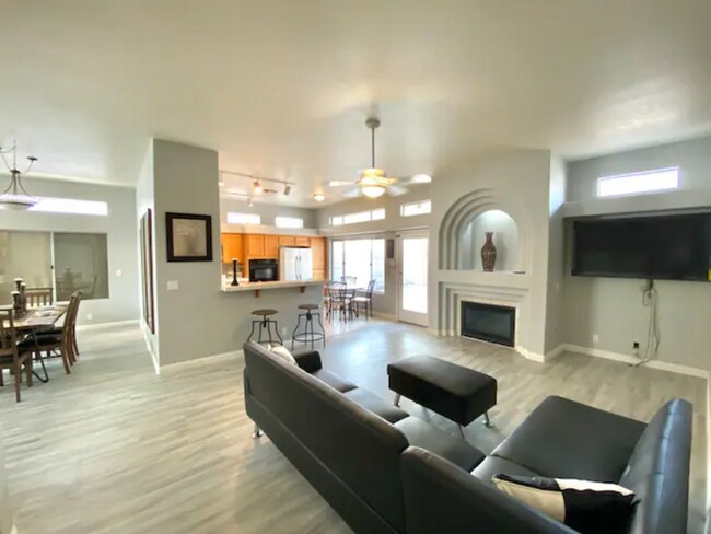 Building Photo - Perfect single-family house