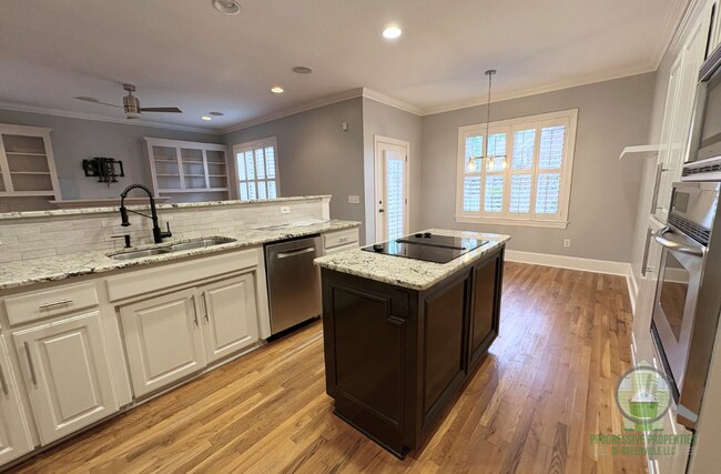 Foto del edificio - 403 Mossy Ledge Ln
