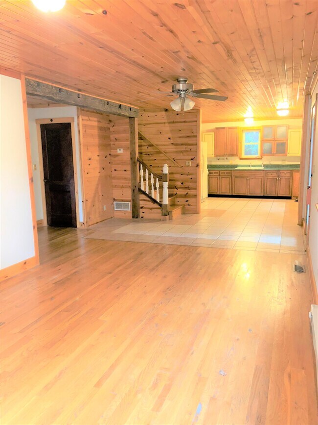 Building Photo - 40 Walker