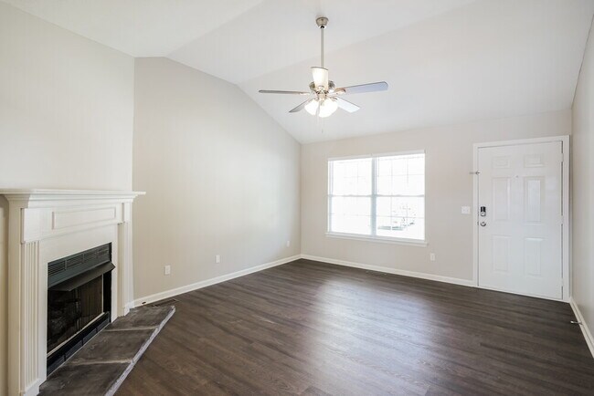 Foto del edificio - 1029 Windtree Trace