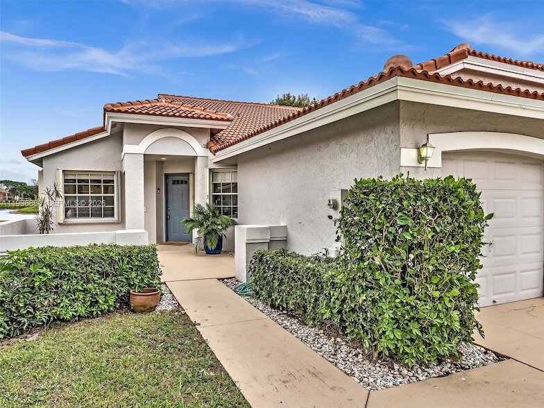 Photo - 15212 W Tranquility Lake Drive Unit