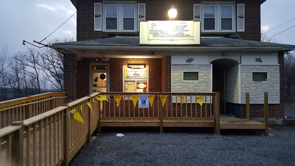 201 Tamaqua St Unit 2, Hazleton, PA 18201 Apartments in Hazleton, PA