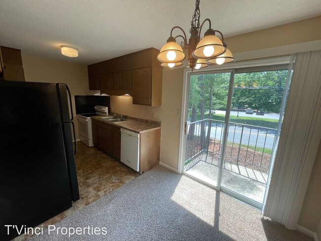 Building Photo - 1 br, 1 bath House - 200 Northpoint Avenue...