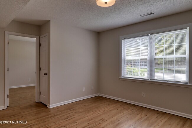 Foto del edificio - 2314 Indian Dr