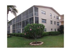 Building Photo - 22 Fanshaw Dr