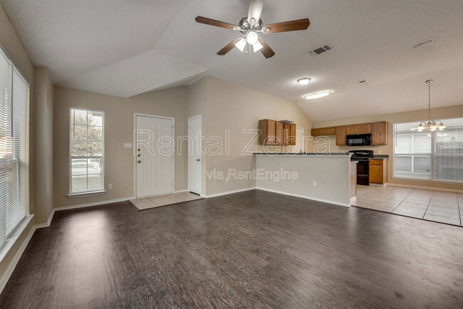 Foto del edificio - 10536 Towerwood Dr