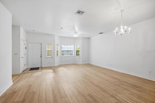 Foto del edificio - 17239 Chateau Pine Way