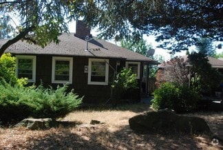Building Photo - 3955 S Pilgrim St