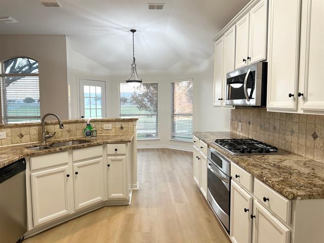 Foto del edificio - 1213 Silverwood Dr