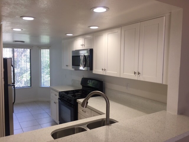 Foto del edificio - 9919 Paseo Montril