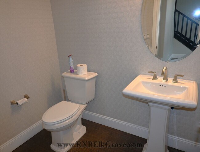 Foto del edificio - Resident Benefit Package Property
