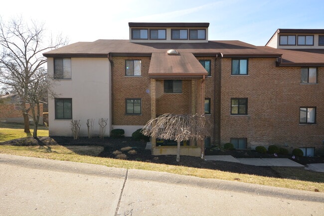Building Photo - 3501 W Fork Rd