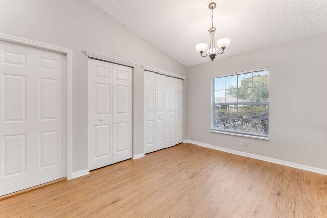 Foto del edificio - Spacious 3 Bedroom Home with Large Yard in Palm Coast