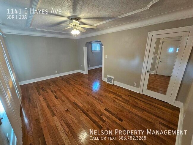 Building Photo - 1141 E Hayes Ave