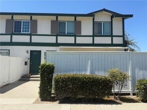 Building Photo - 8234 Hamilton Green