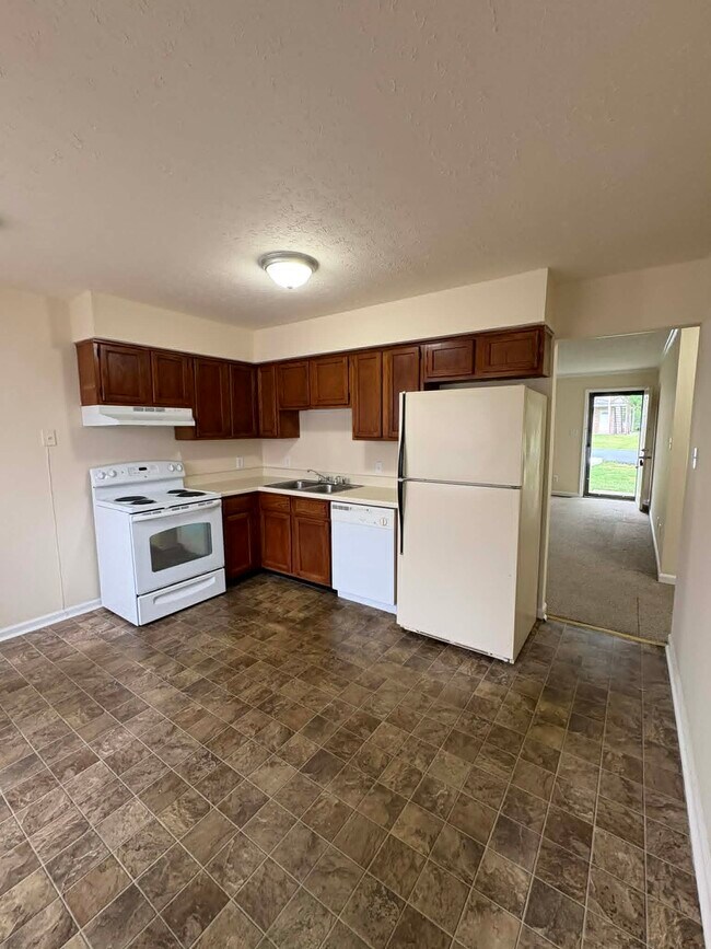 Foto del edificio - 2119 Rock Creek Dr