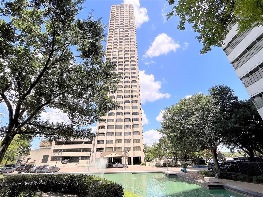 2001 Blvd Unit 305, Houston, TX 77030 Condo for Rent in
