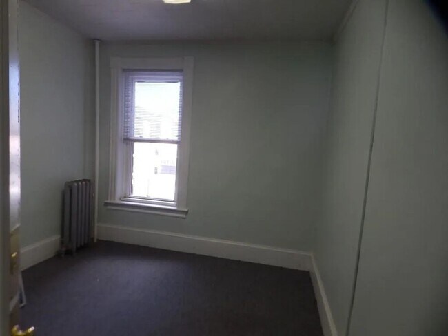 Foto del edificio - 32 - 364-368 Maple Street