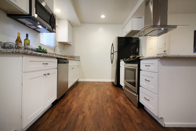 Foto del edificio - 1322 Amethyst St