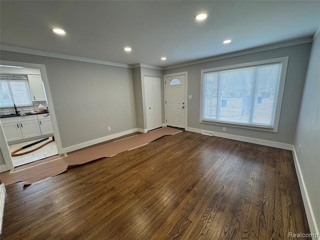 Building Photo - 12107 Centralia